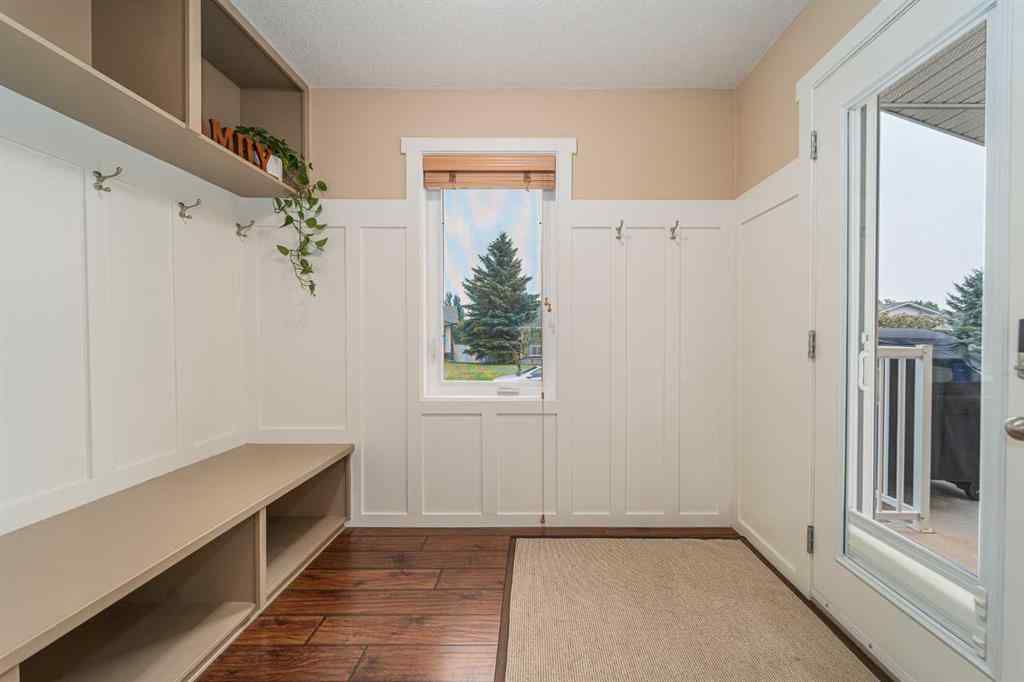 MLS® A2253522 - 133 Mt Alderson Crescent W in Mountain Heights Lethbridge, Residential