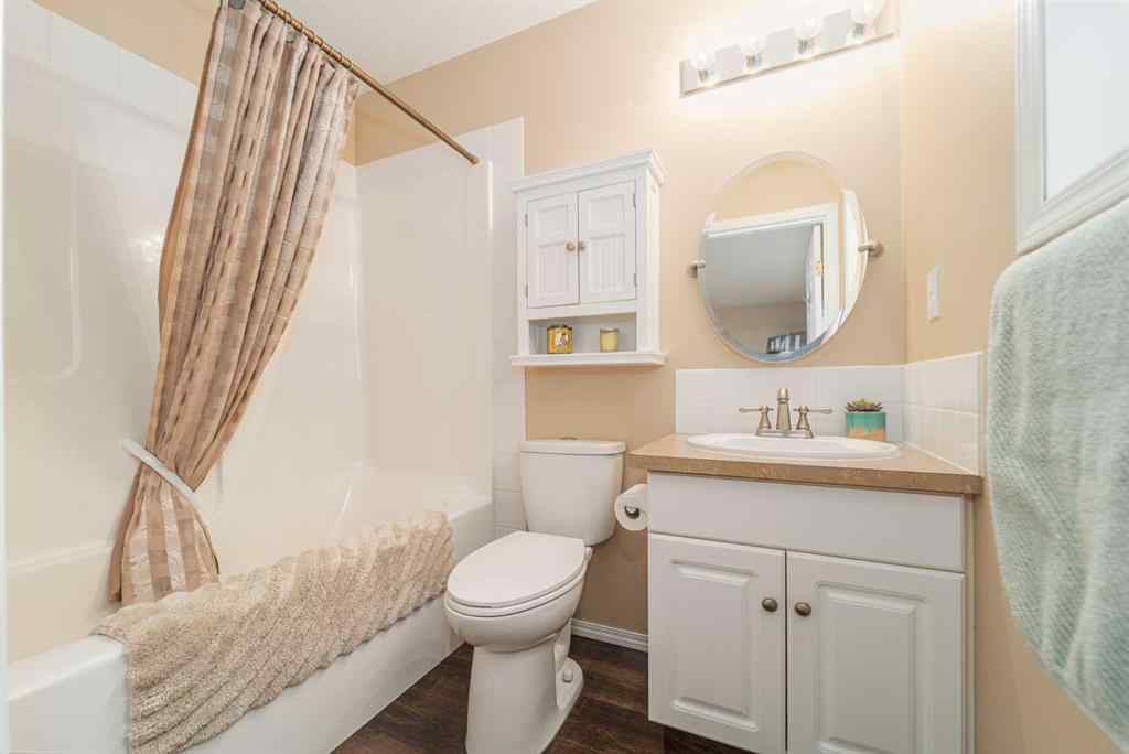 MLS® A2253522 - 133 Mt Alderson Crescent W in Mountain Heights Lethbridge, Residential