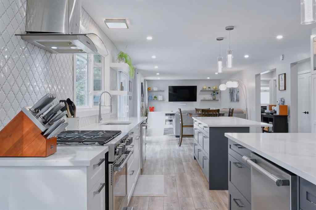 MLS® A2253523 - 235 Canova Place SW in Canyon Meadows Calgary, Residential