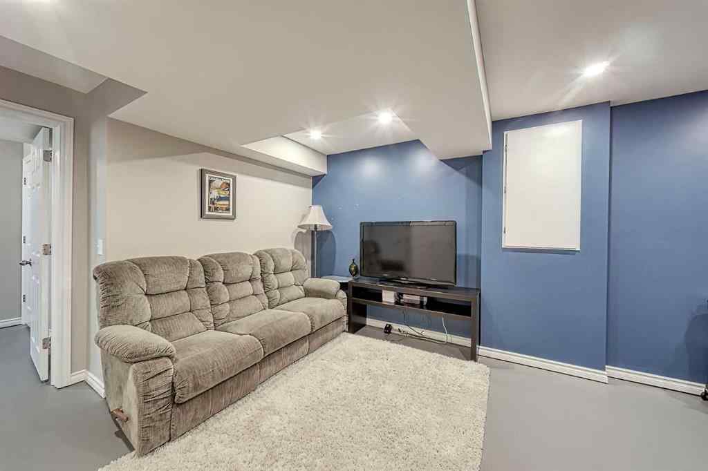 MLS® A2253525 - 144 Eversyde Circle SW in Evergreen Calgary, Residential