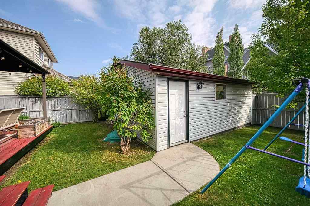 MLS® A2253525 - 144 Eversyde Circle SW in Evergreen Calgary, Residential