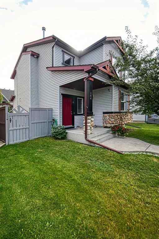 MLS® A2253525 - 144 Eversyde Circle SW in Evergreen Calgary, Residential