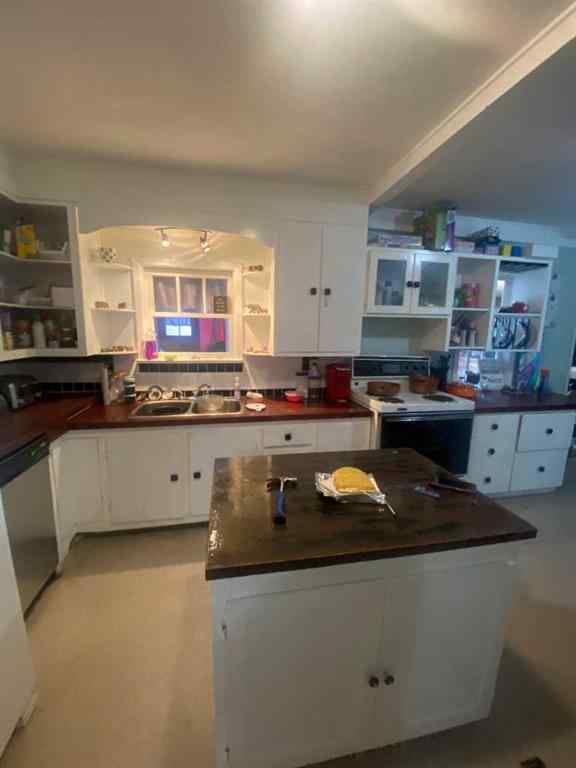 MLS® A2253527 - Unit #4 4354 Highway 27   in Westward Ho Rural Mountain View County, Residential