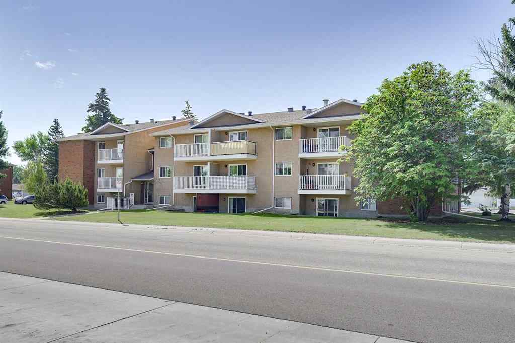 MLS® A2253529 - Unit #202 41 Bennett   in Bower Red Deer, Residential