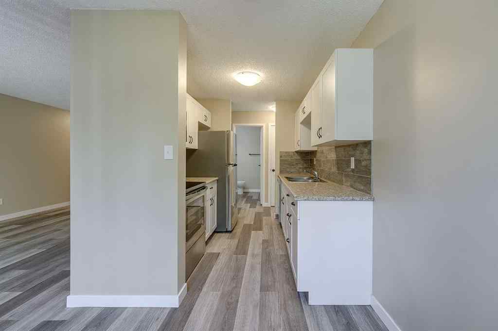 MLS® A2253529 - Unit #202 41 Bennett   in Bower Red Deer, Residential