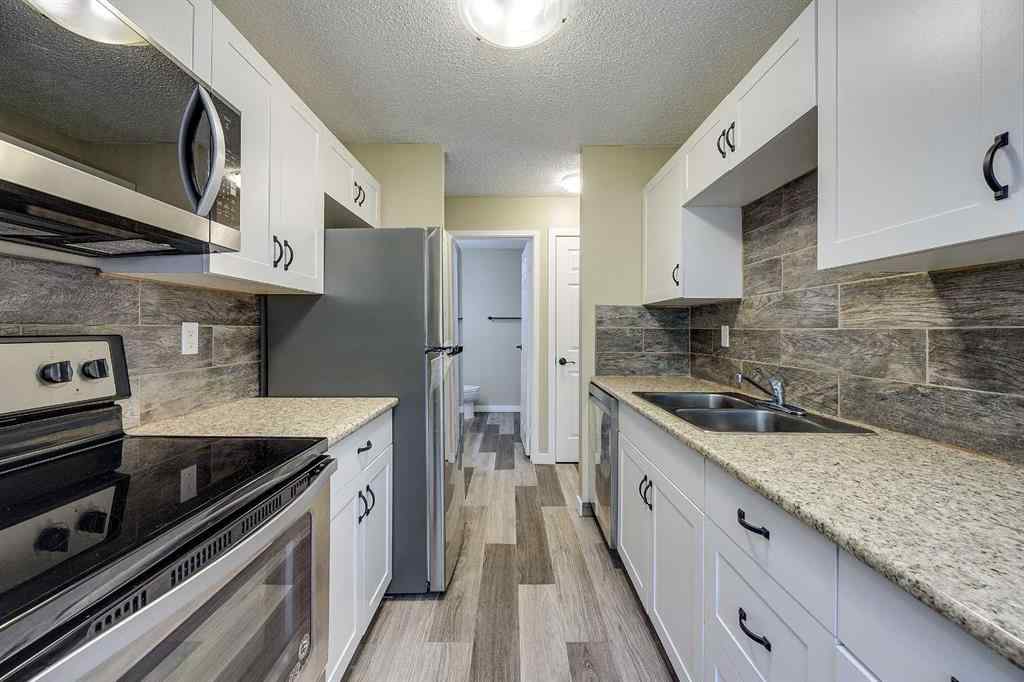 MLS® A2253529 - Unit #202 41 Bennett   in Bower Red Deer, Residential