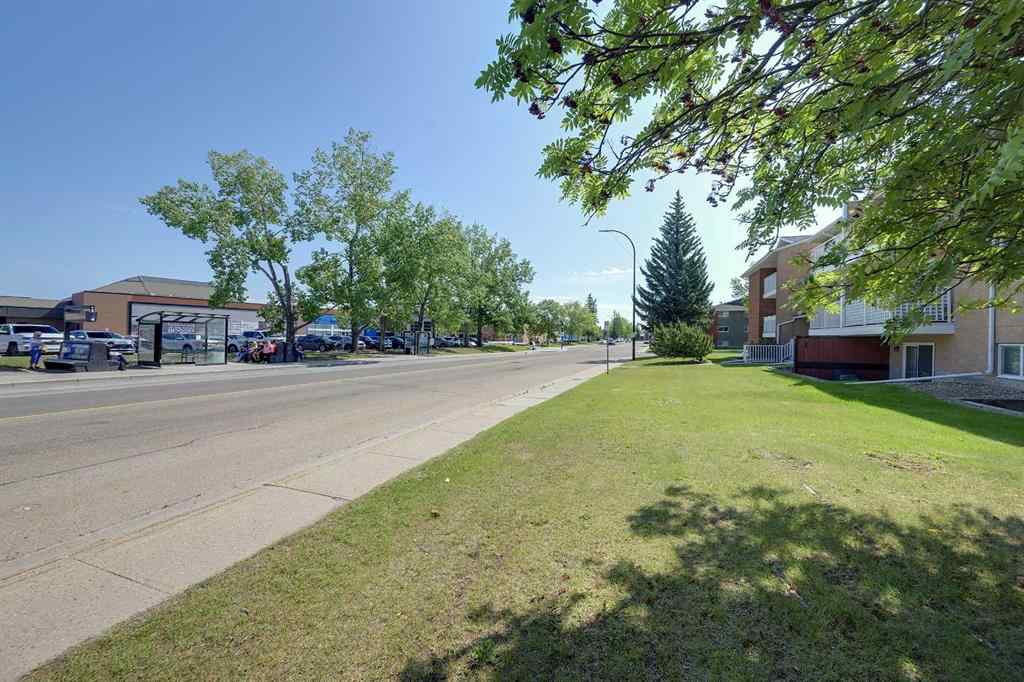 MLS® A2253529 - Unit #202 41 Bennett   in Bower Red Deer, Residential