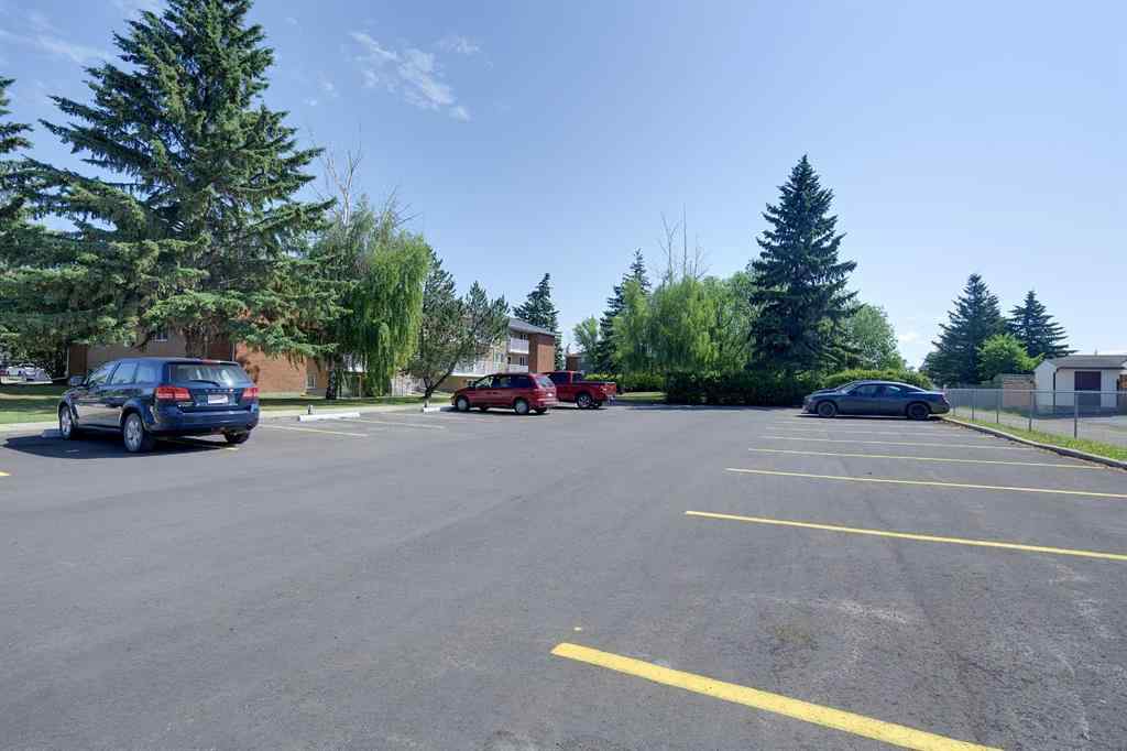 MLS® A2253529 - Unit #202 41 Bennett   in Bower Red Deer, Residential