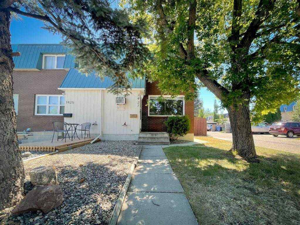 MLS® A2253530 - 1427 Lakemount Boulevard S in Lakeview Lethbridge, Residential
