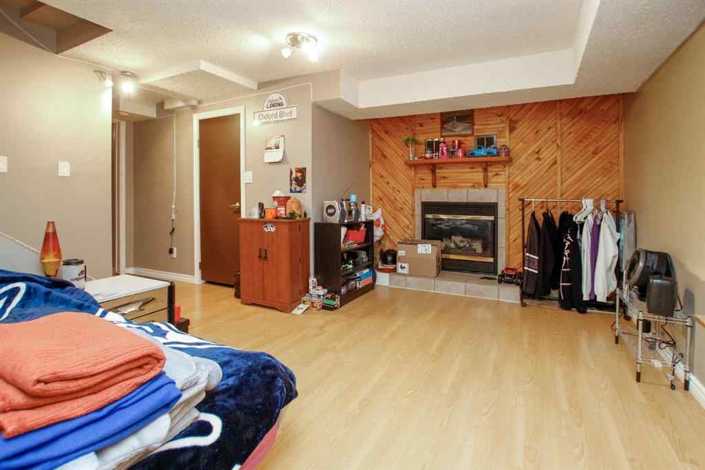 MLS® A2253536 - 4 Haliburton Crescent  in Highland Green Red Deer, Residential