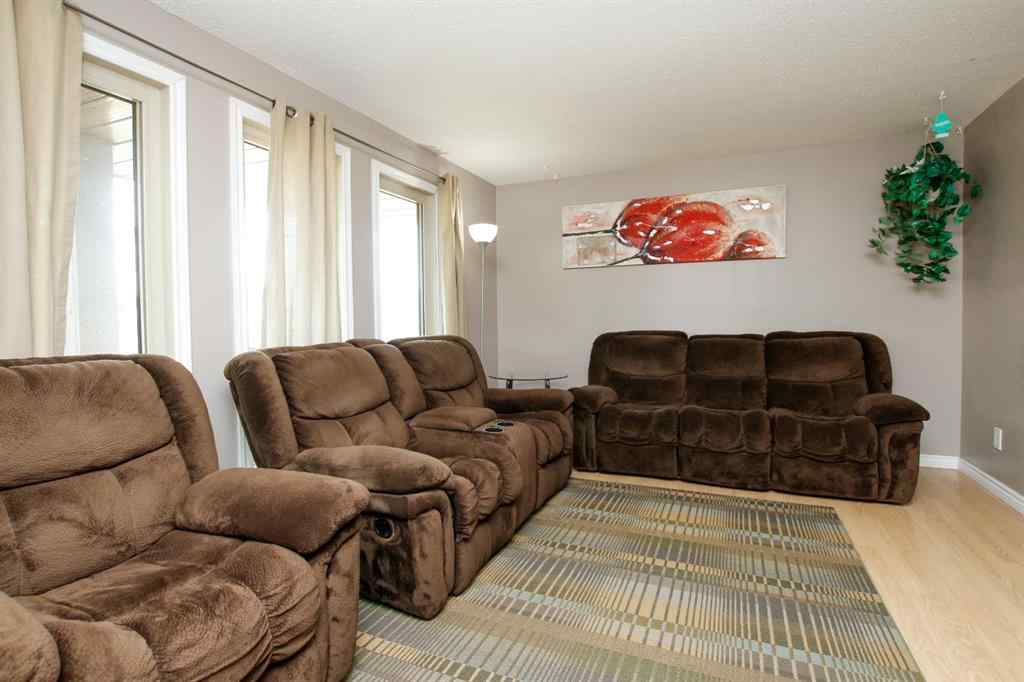 MLS® A2253536 - 4 Haliburton Crescent  in Highland Green Red Deer, Residential