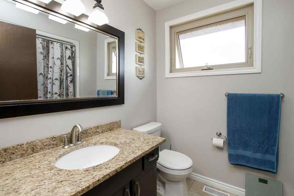 MLS® A2253536 - 4 Haliburton Crescent  in Highland Green Red Deer, Residential