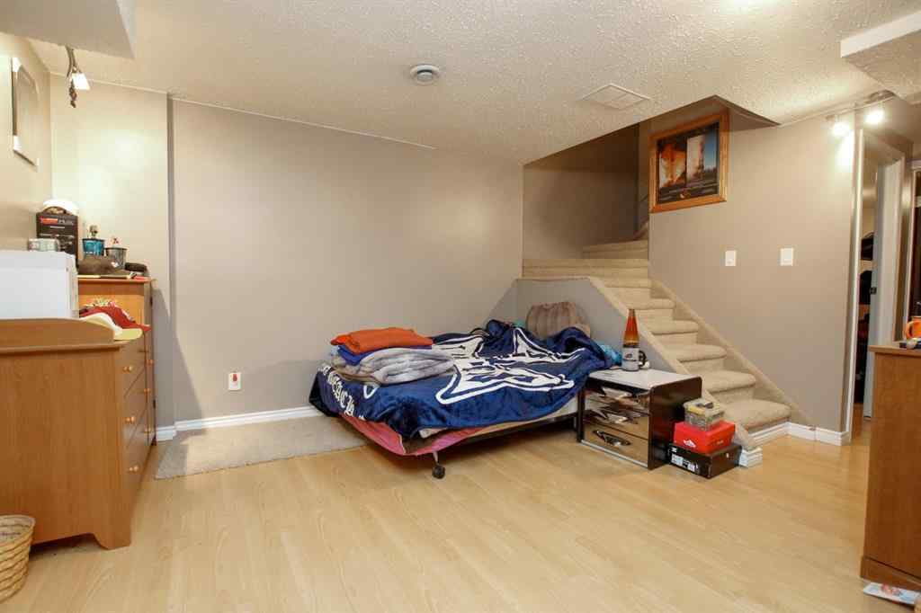 MLS® A2253536 - 4 Haliburton Crescent  in Highland Green Red Deer, Residential