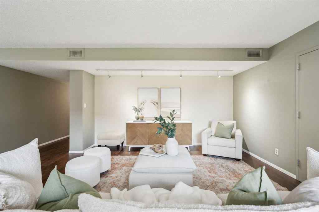 MLS® A2253538 - Unit #201B 500 Eau Claire Avenue SW in Eau Claire Calgary, Residential