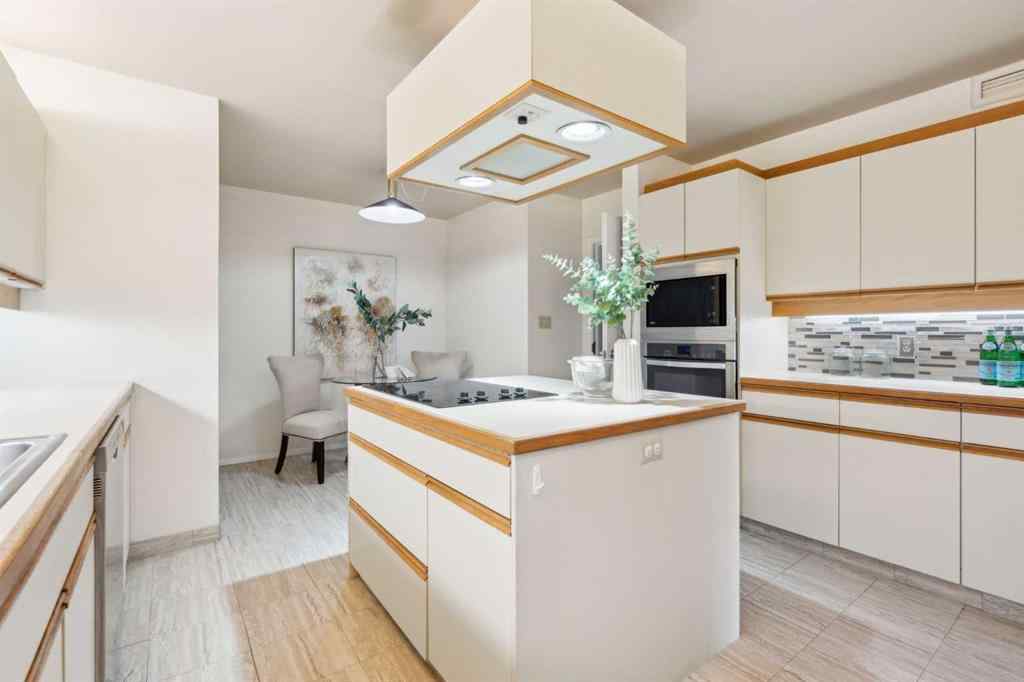 MLS® A2253538 - Unit #201B 500 Eau Claire Avenue SW in Eau Claire Calgary, Residential