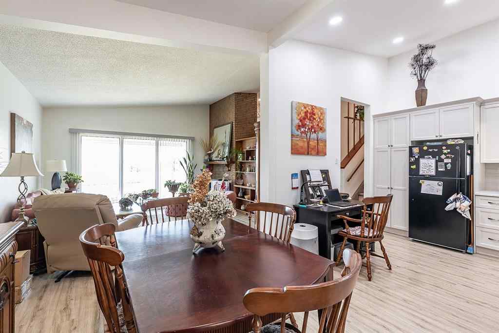 MLS® A2253540 - 735 McCutcheon Drive NW in Northwest Crescent Heights Medicine Hat, Residential