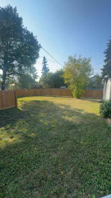 MLS® A2253541 - 10209 108 Avenue  in Avondale Grande Prairie, Residential
