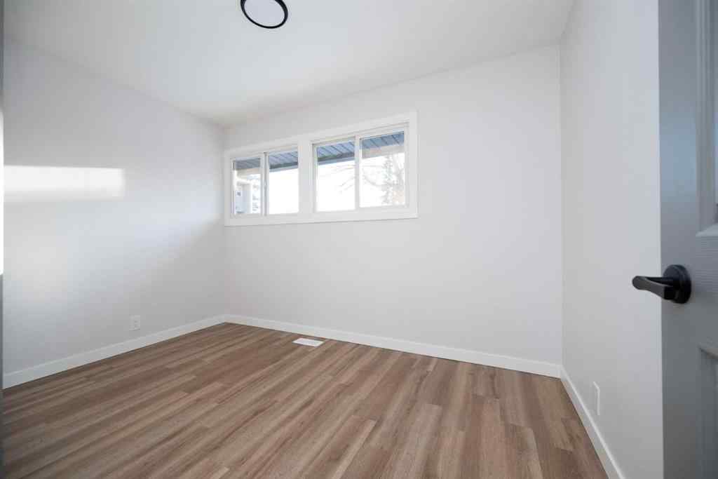 MLS® A2253541 - 10209 108 Avenue  in Avondale Grande Prairie, Residential