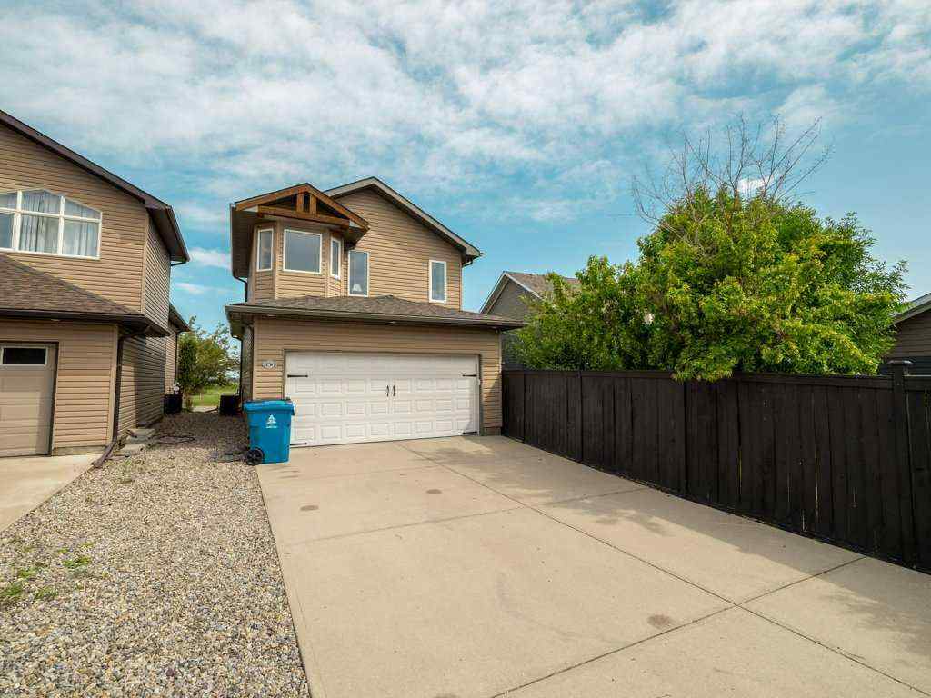 MLS® A2253542 - 156 Riverstone Boulevard W in Riverstone Lethbridge, Residential