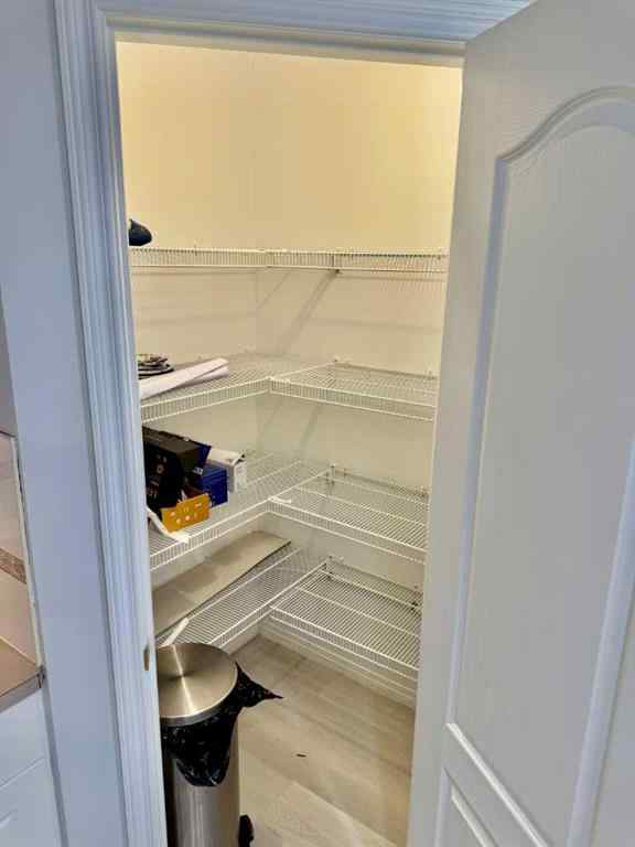 MLS® A2253543 - Unit #210 4507 45 Street SW in Glamorgan Calgary, Residential
