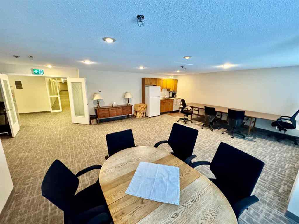 MLS® A2253543 - Unit #210 4507 45 Street SW in Glamorgan Calgary, Residential