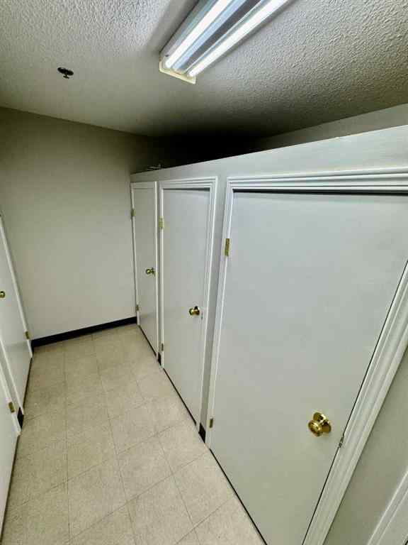 MLS® A2253543 - Unit #210 4507 45 Street SW in Glamorgan Calgary, Residential