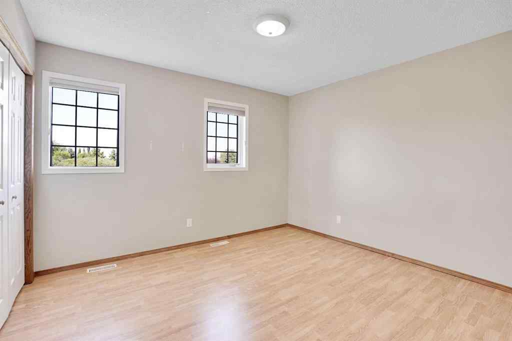 MLS® A2253544 - 39 lone pine Crescent  in Church Ranches Rural Rocky View County, Residential