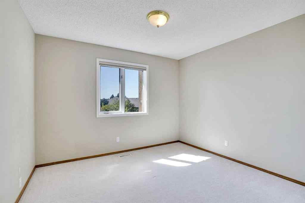 MLS® A2253544 - 39 lone pine Crescent  in Church Ranches Rural Rocky View County, Residential