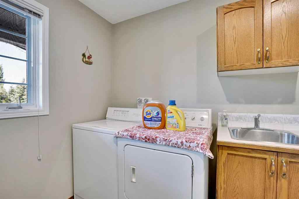 MLS® A2253544 - 39 lone pine Crescent  in Church Ranches Rural Rocky View County, Residential
