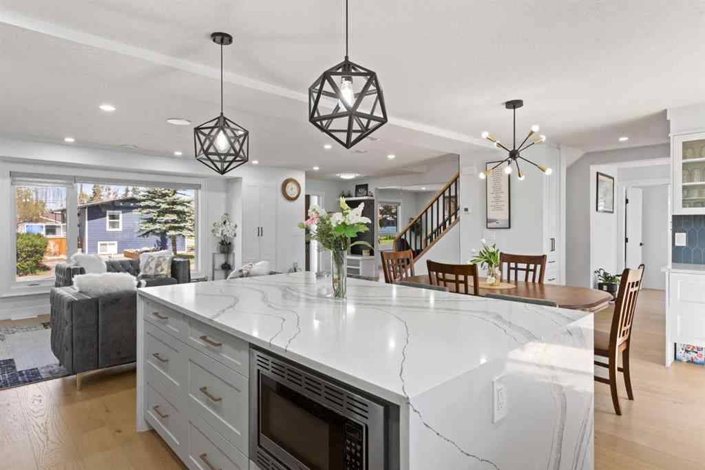 MLS® A2253547 - 201 Wascana Crescent SE in Willow Park Calgary, Residential