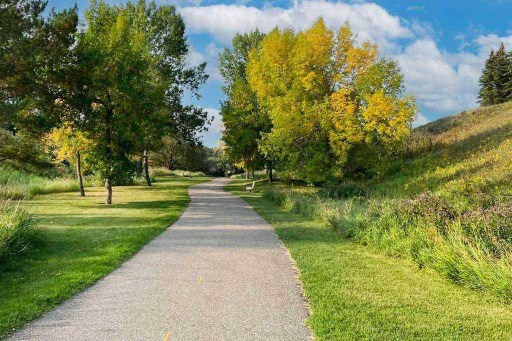 MLS® A2253548 - 119 Edgepark Villas NW in Edgemont Calgary, Residential