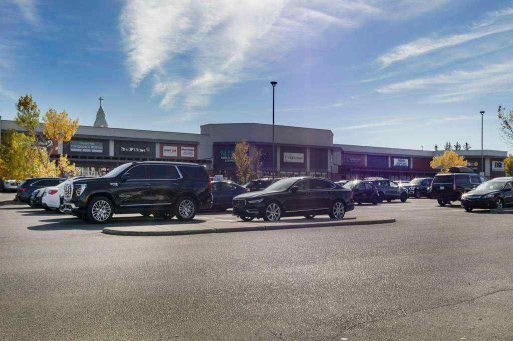 MLS® A2253548 - 119 Edgepark Villas NW in Edgemont Calgary, Residential