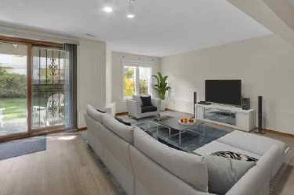 MLS® A2253548 - 119 Edgepark Villas NW in Edgemont Calgary, Residential