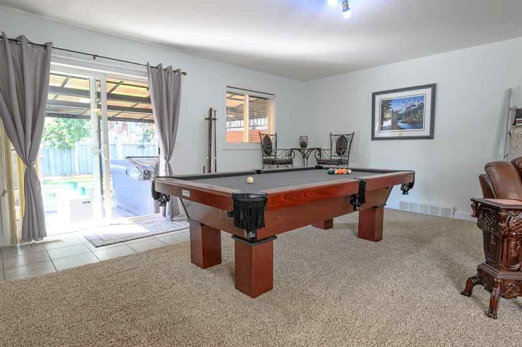 MLS® A2253549 - 9013 128 Avenue  in Crystal Lake Estates Grande Prairie, Residential