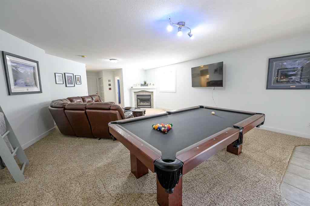 MLS® A2253549 - 9013 128 Avenue  in Crystal Lake Estates Grande Prairie, Residential
