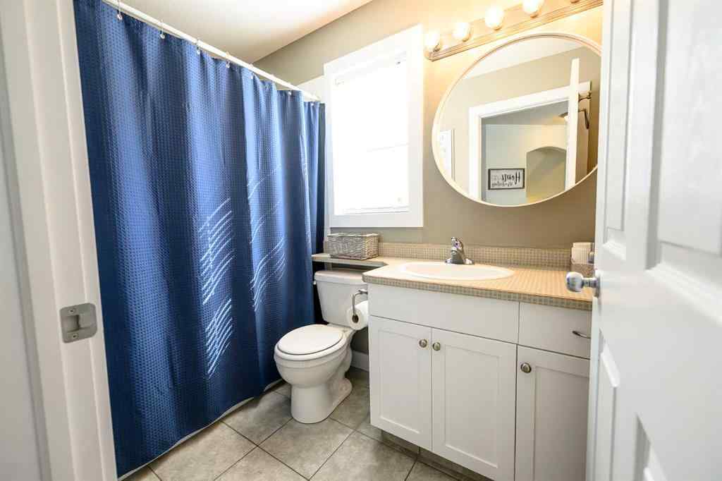 MLS® A2253549 - 9013 128 Avenue  in Crystal Lake Estates Grande Prairie, Residential