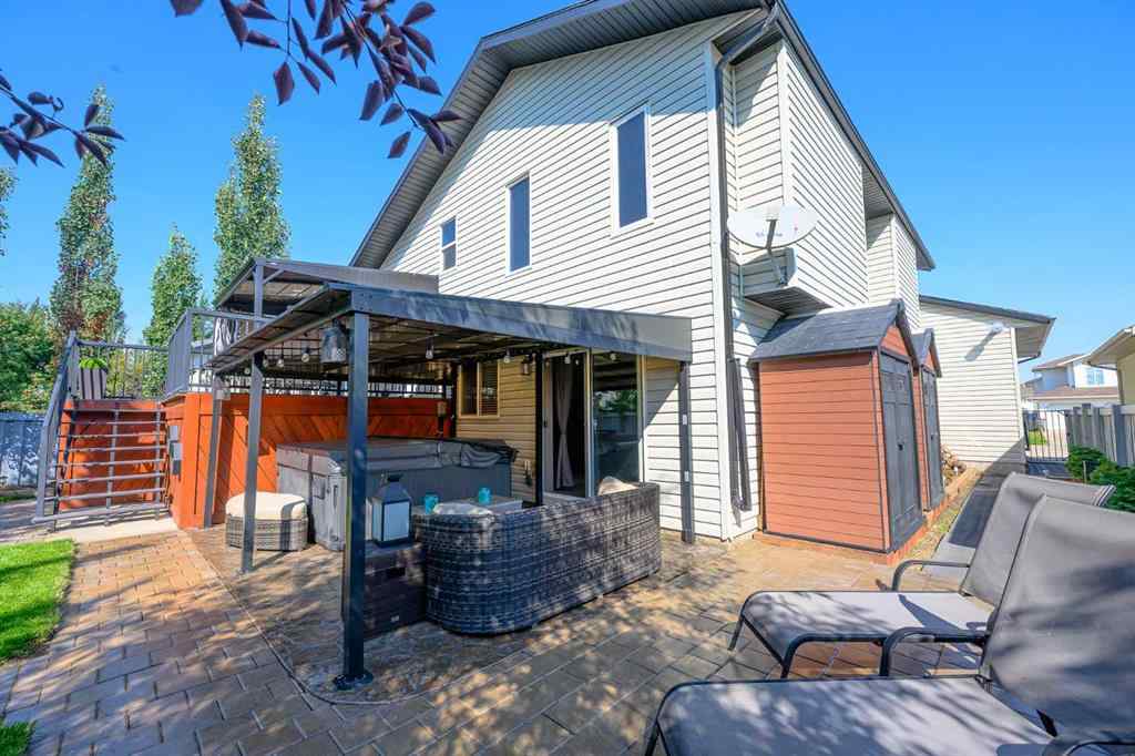 MLS® A2253549 - 9013 128 Avenue  in Crystal Lake Estates Grande Prairie, Residential