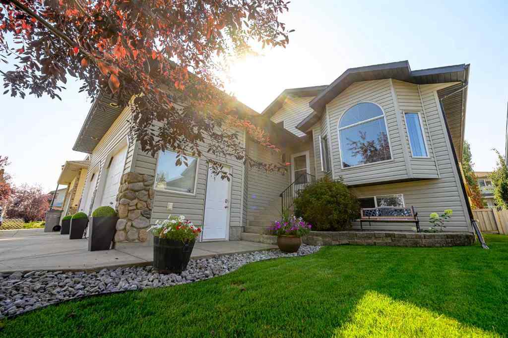 MLS® A2253549 - 9013 128 Avenue  in Crystal Lake Estates Grande Prairie, Residential