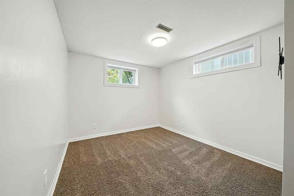 MLS® A2253551 - 16 Dunham Close  in Deer Park Estates Red Deer, Residential