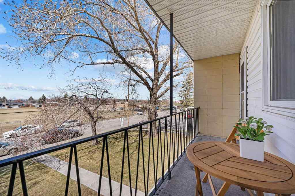 MLS® A2253553 - Unit #389 2211 19 Street NE in Vista Heights Calgary, Residential