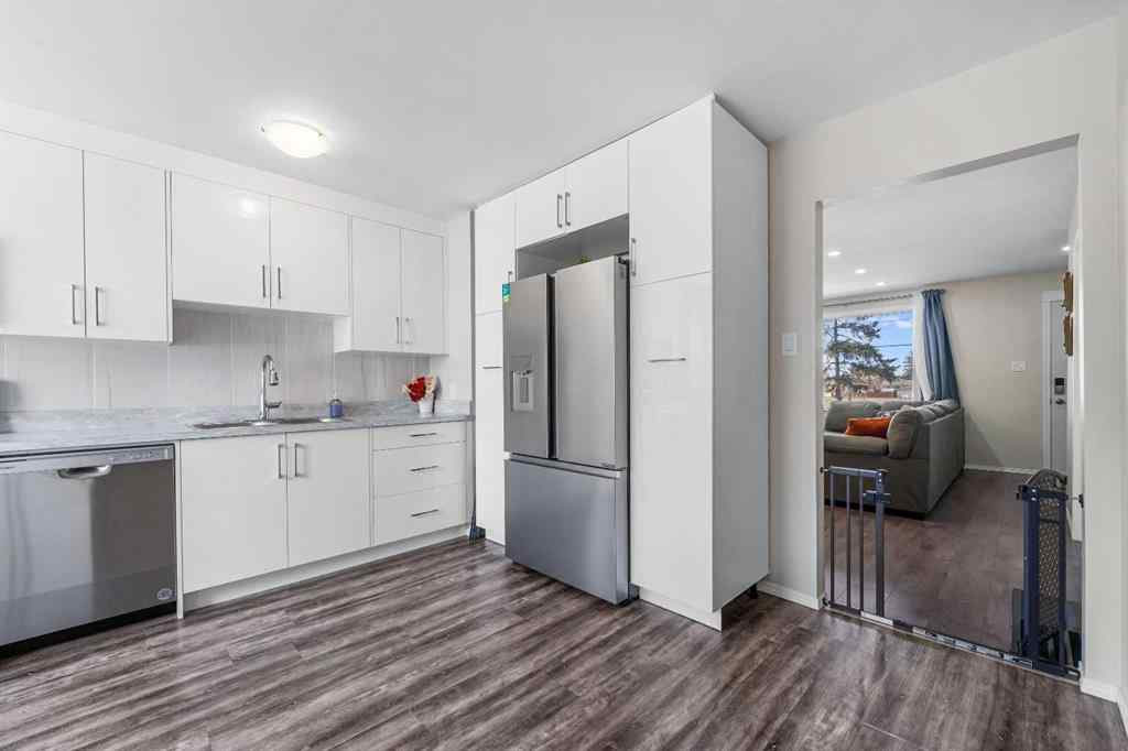 MLS® A2253553 - Unit #389 2211 19 Street NE in Vista Heights Calgary, Residential