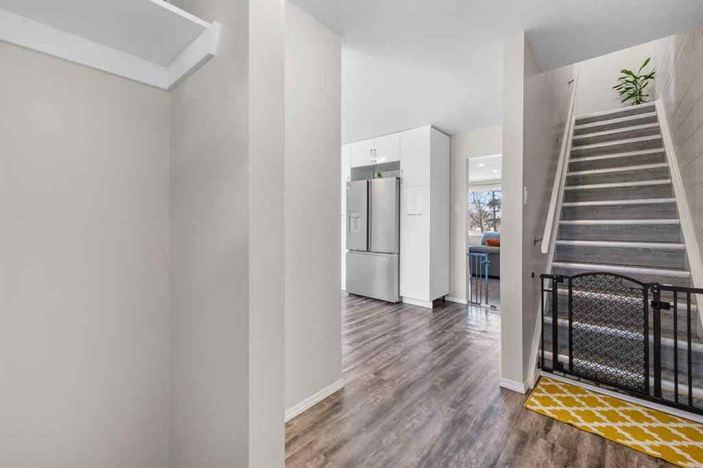 MLS® A2253553 - Unit #389 2211 19 Street NE in Vista Heights Calgary, Residential