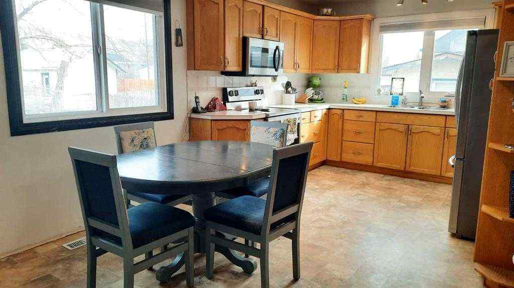 MLS® A2253554 - 1506 1 Avenue NW in Midland Drumheller, Residential