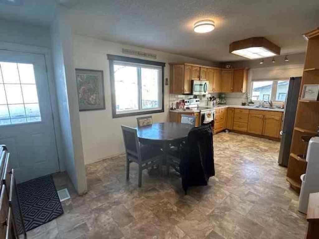 MLS® A2253554 - 1506 1 Avenue NW in Midland Drumheller, Residential