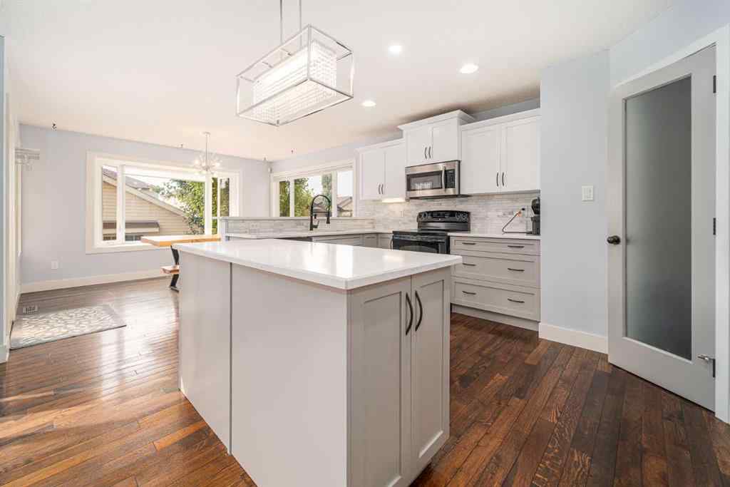 MLS® A2253566 - 170 Southgate Boulevard S in Southgate Lethbridge, Residential