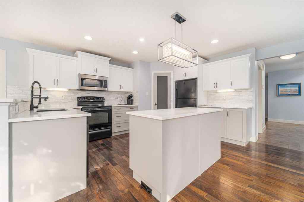 MLS® A2253566 - 170 Southgate Boulevard S in Southgate Lethbridge, Residential