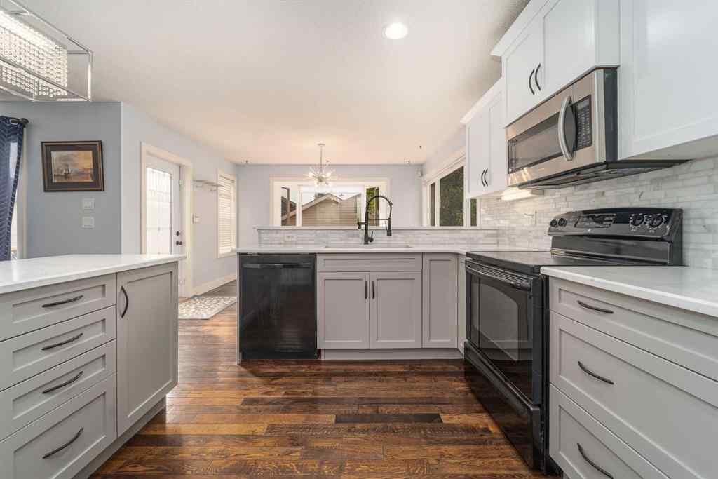 MLS® A2253566 - 170 Southgate Boulevard S in Southgate Lethbridge, Residential