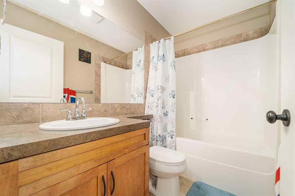 MLS® A2253566 - 170 Southgate Boulevard S in Southgate Lethbridge, Residential