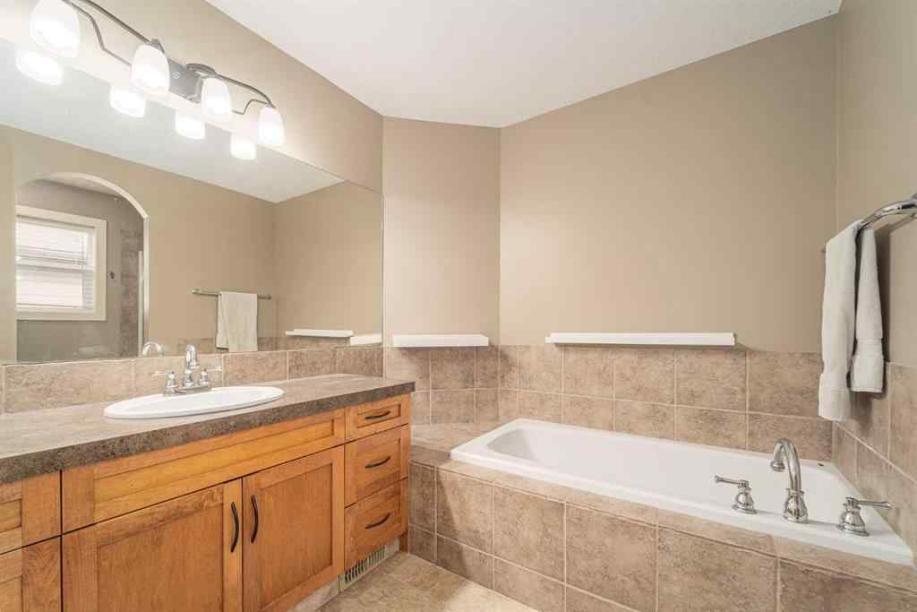 MLS® A2253566 - 170 Southgate Boulevard S in Southgate Lethbridge, Residential