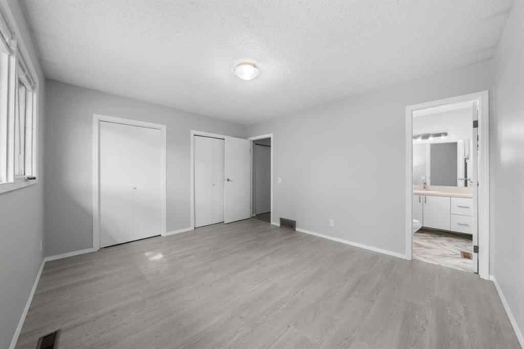 MLS® A2253572 - 71 Queen Alexandra Close SE in Queensland Calgary, Residential